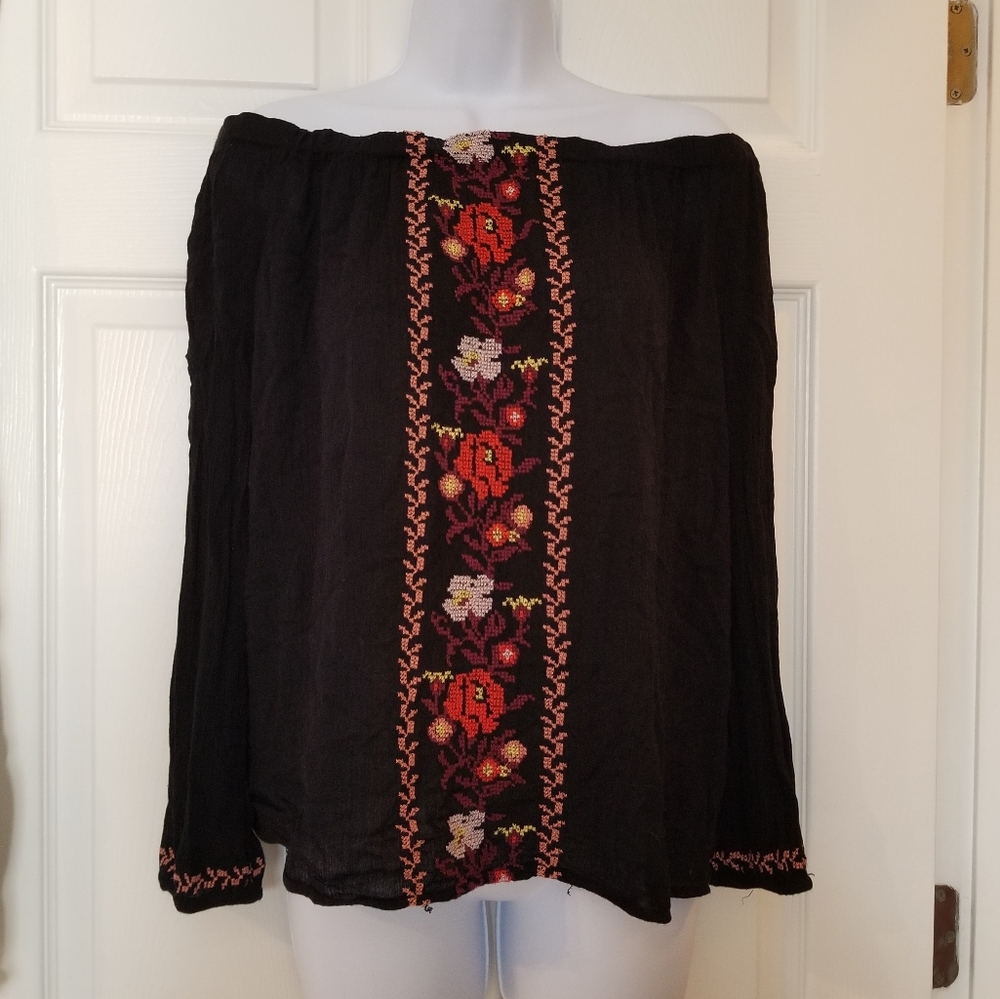 ❄Off shoulder blouse